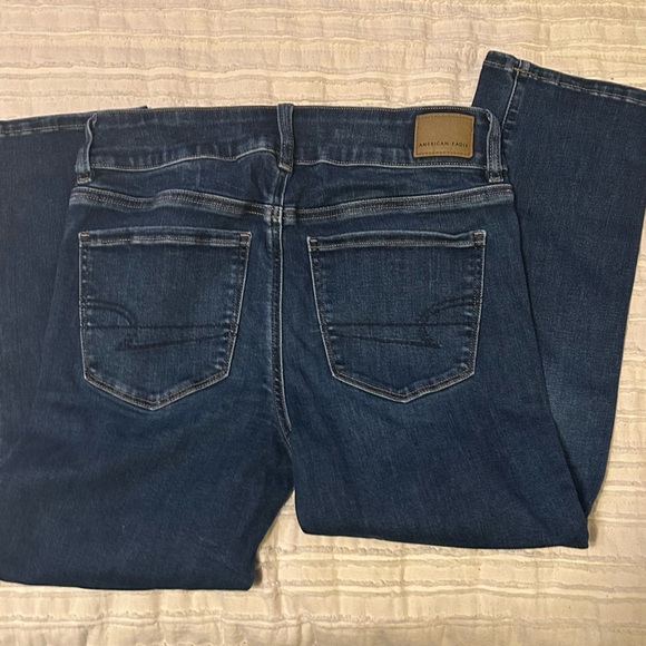 American Eagle Artist Crop Jeans- Size 8 short - Picture 2 of 4